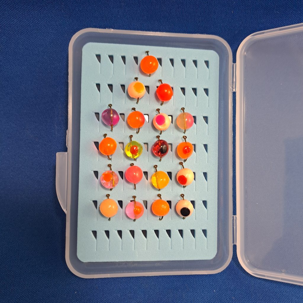 19 Stunning 6.0mm Glo Bugs with Fly Box - Canada